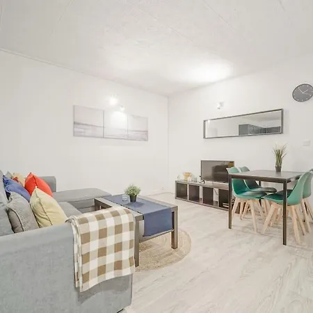 Appartement 2 Pieces Spacieux - Proche Paris
